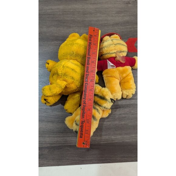 Vintage Garfield Plush Toy Set With Love Struck Valentines Day Theme - Picture 9 of 9
